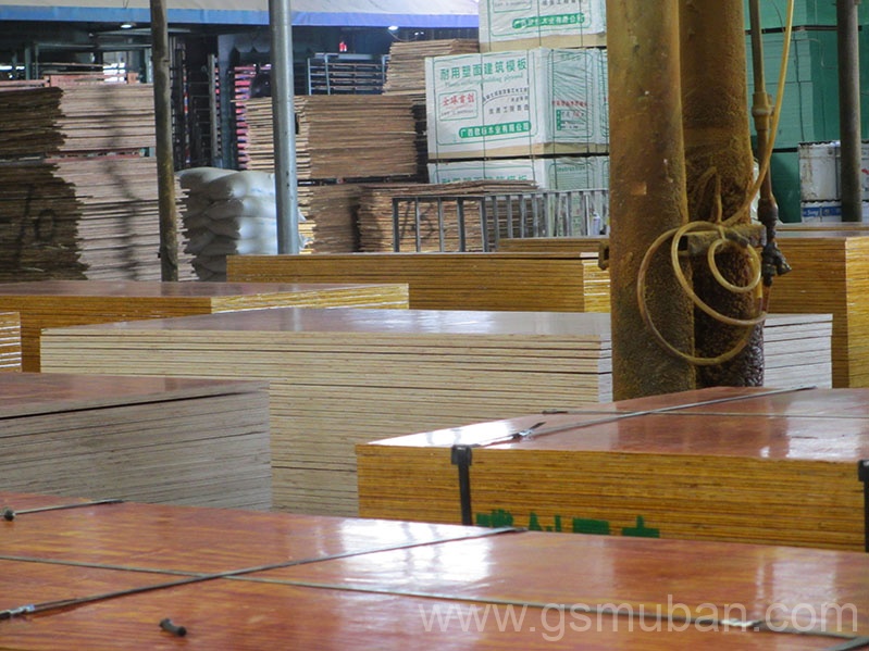 建筑模板中的覆膜板好不好?覆膜板選購技巧 建筑模板中的覆膜板好不好?覆膜板選購技巧